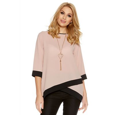 Pink and black contrast 3/4 sleeve necklace top